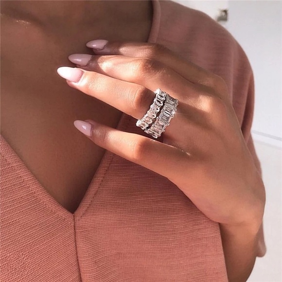 1CT Emerald Cut VVS Eternity Wedding Band 925 Ring - Picture 1 of 16